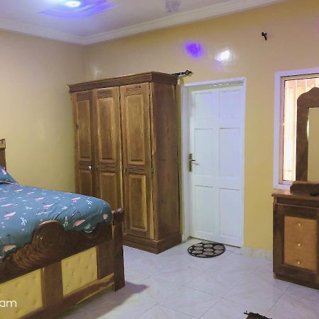 Awamuulamin Manneh Guest House Abuko Luaran gambar