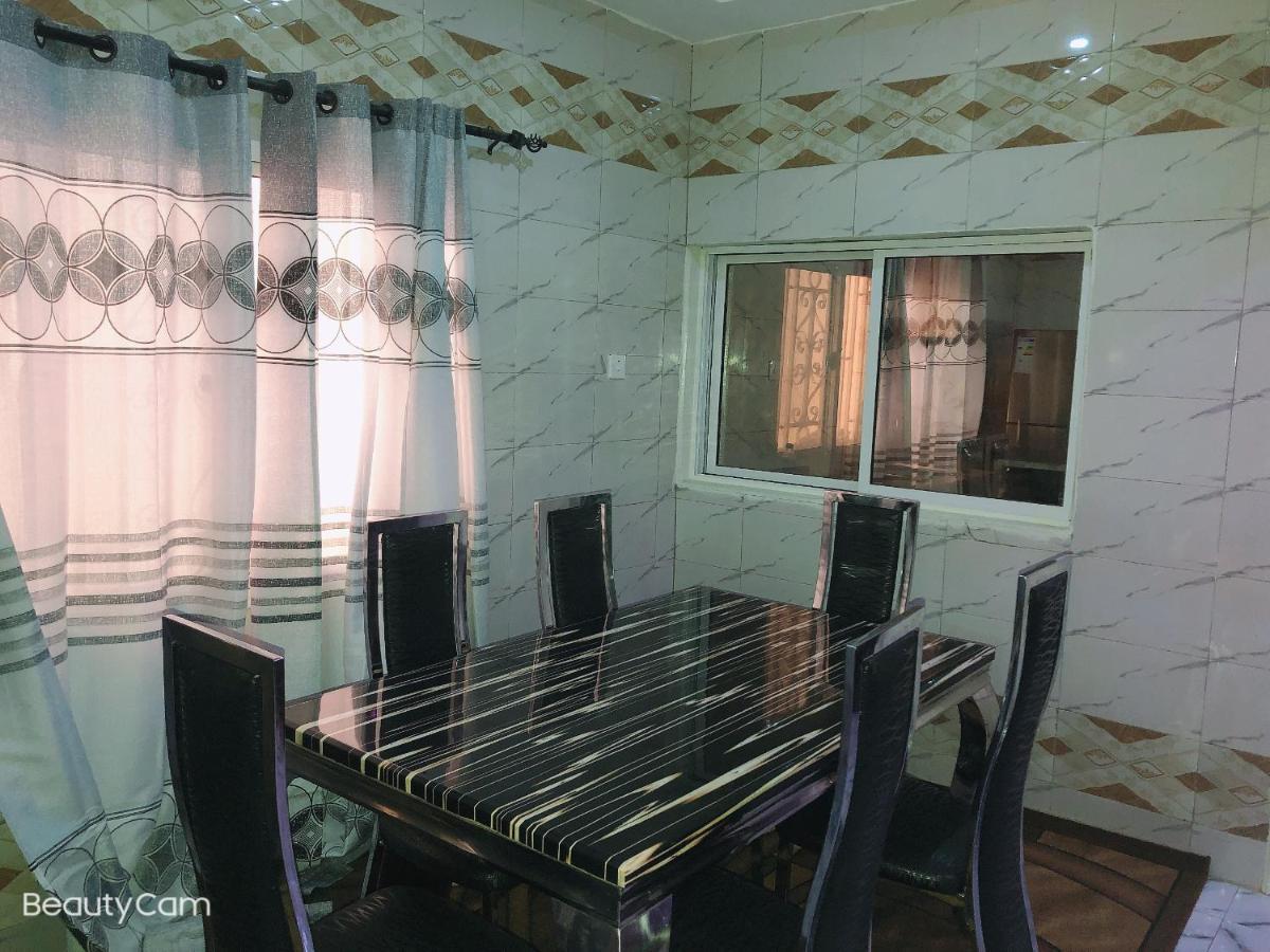 Awamuulamin Manneh Guest House Abuko Luaran gambar