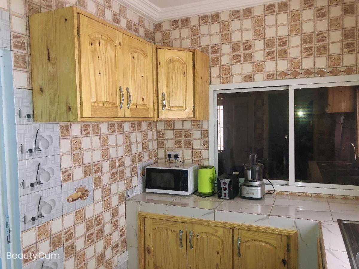 Awamuulamin Manneh Guest House Abuko Luaran gambar